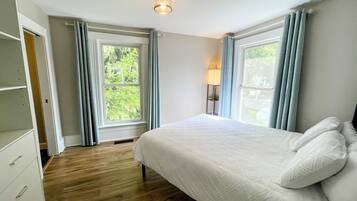 Internet, bed sheets