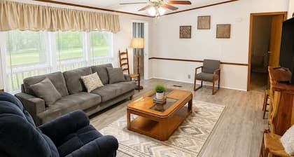 Peaceful 3BR/2BA Near Suwannee River & Springs