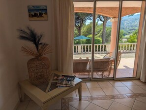 Unclassified image, 4 of 20, button - Villa des Olivades (Sainte-Maxime)
