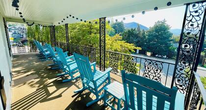 Walk to Lake & Downtown Chelan! Room #5