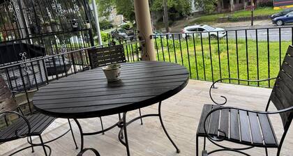 Wonderful 3-bedroom apartment with AC in vibrant Philadelphia