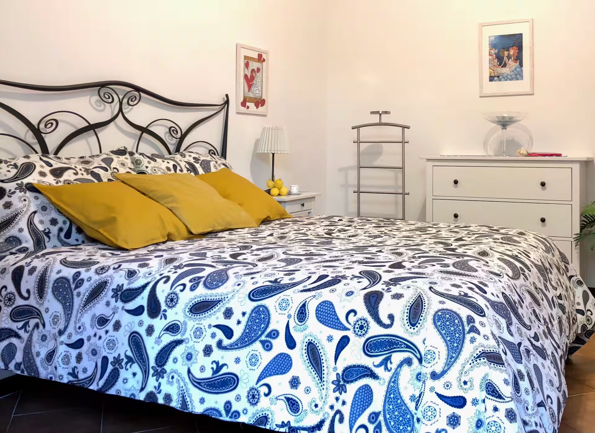 2 Schlafzimmer, Bügeleisen/Bügelbrett, WLAN, Bettwäsche