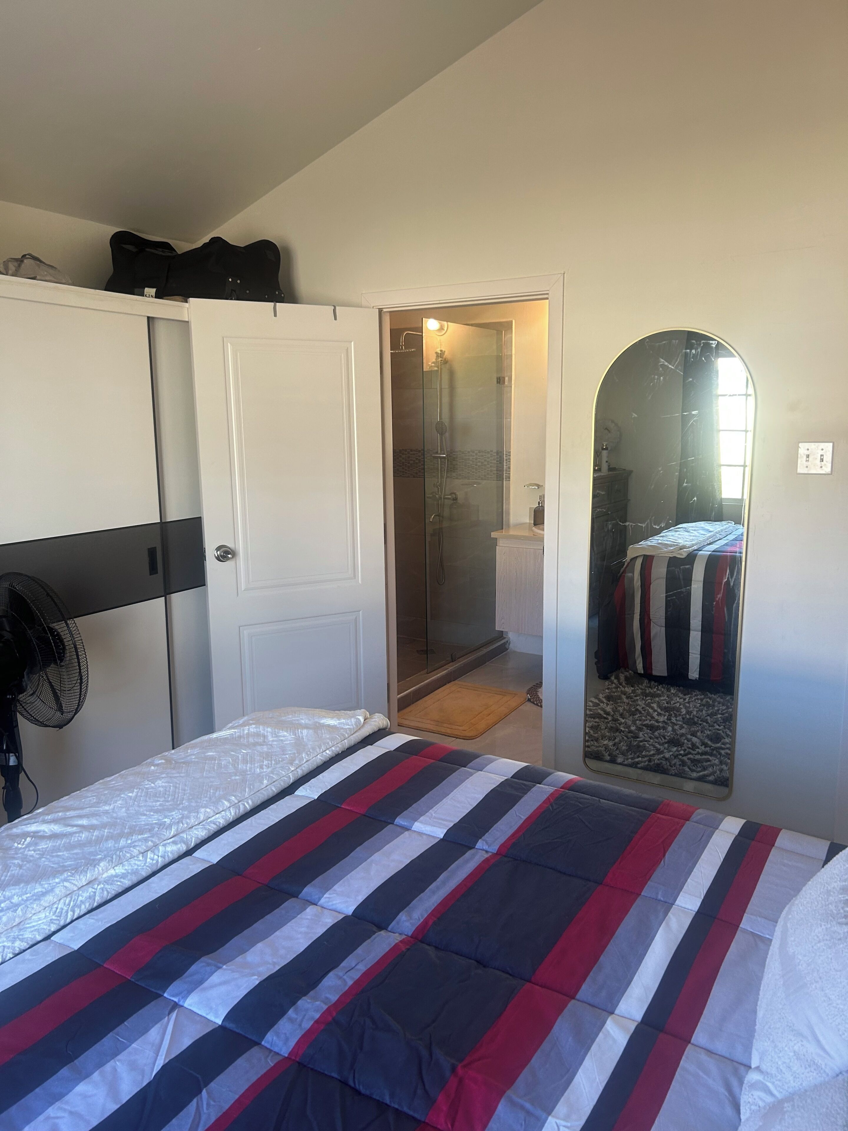 1 bedroom, iron/ironing board, WiFi, bed sheets