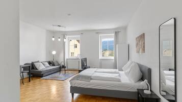 Apartment, 1 Doppelbett und Schlafsofa, Blick auf den Innenhof | Kostenloses WLAN