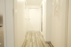 Interior - Vrbo Property (Thun)