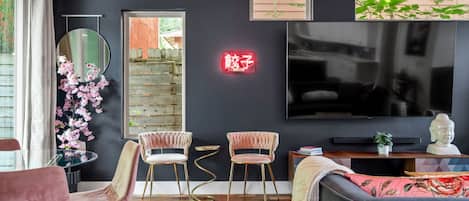 Smart TV, offices