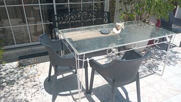 Basic Suite, Resort View | Outdoor dining