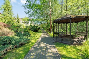 Comfort Apartment, Balcony | Outdoor dining