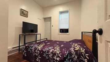 1 bedroom, in-room safe, WiFi (free)