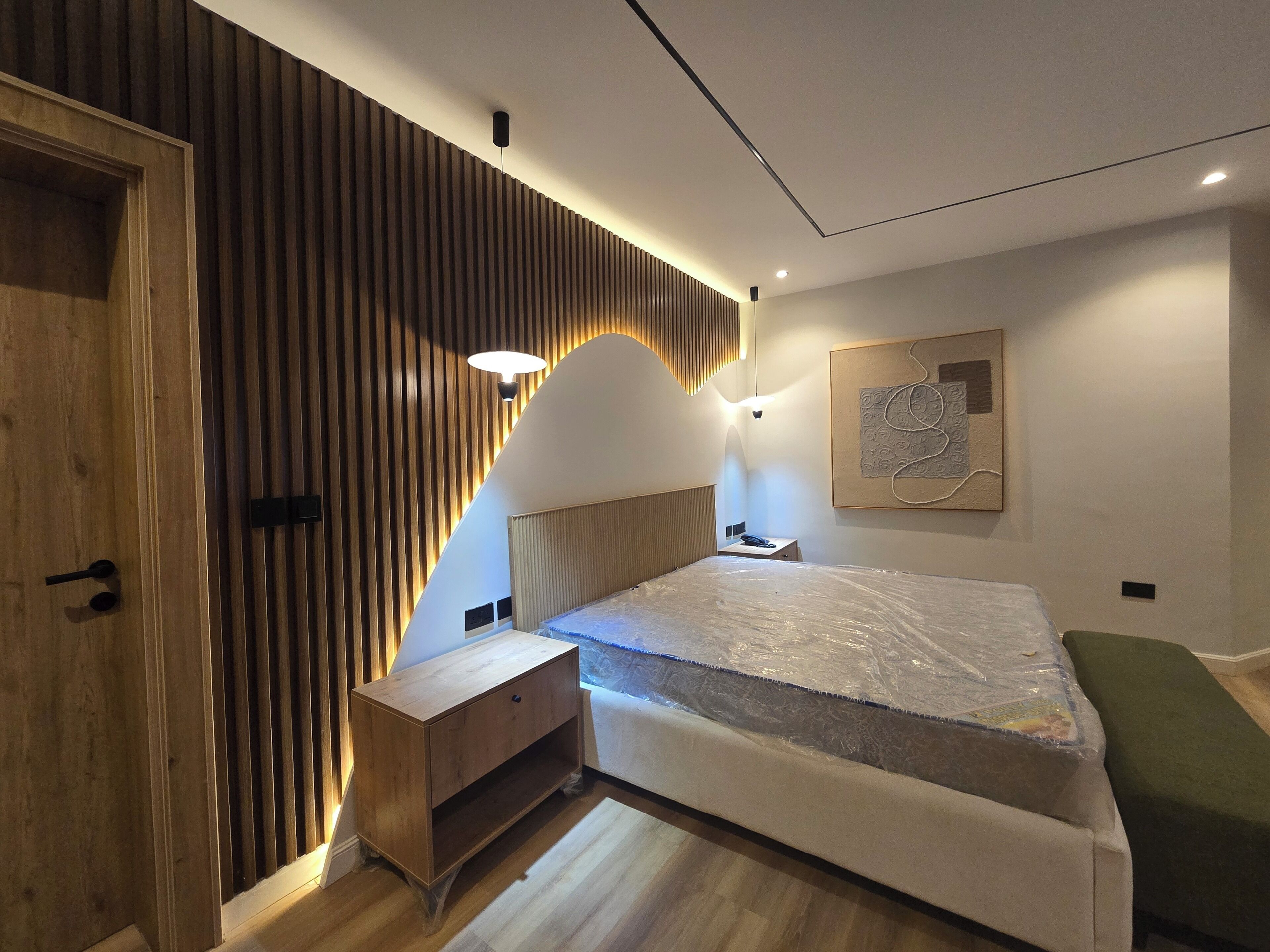 Coffres-forts dans les chambres, bureau, rideaux occultants