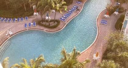 "Luxury and Comfort in Miami: for Family Holidays, in front of Sawgrass Mills".