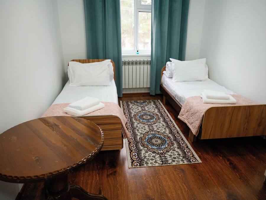 Iron/ironing board, free WiFi