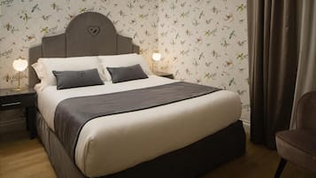 Kamar Double Klasik | Brankas, tirai kedap cahaya, setrika/meja setrika, dan Wi-Fi gratis