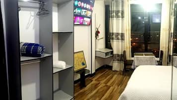 Chambres insonorisées, fer et planche à repasser, Wi-Fi gratuit