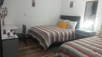 Sistema de insonorización, tabla de planchar con plancha y wifi gratis
