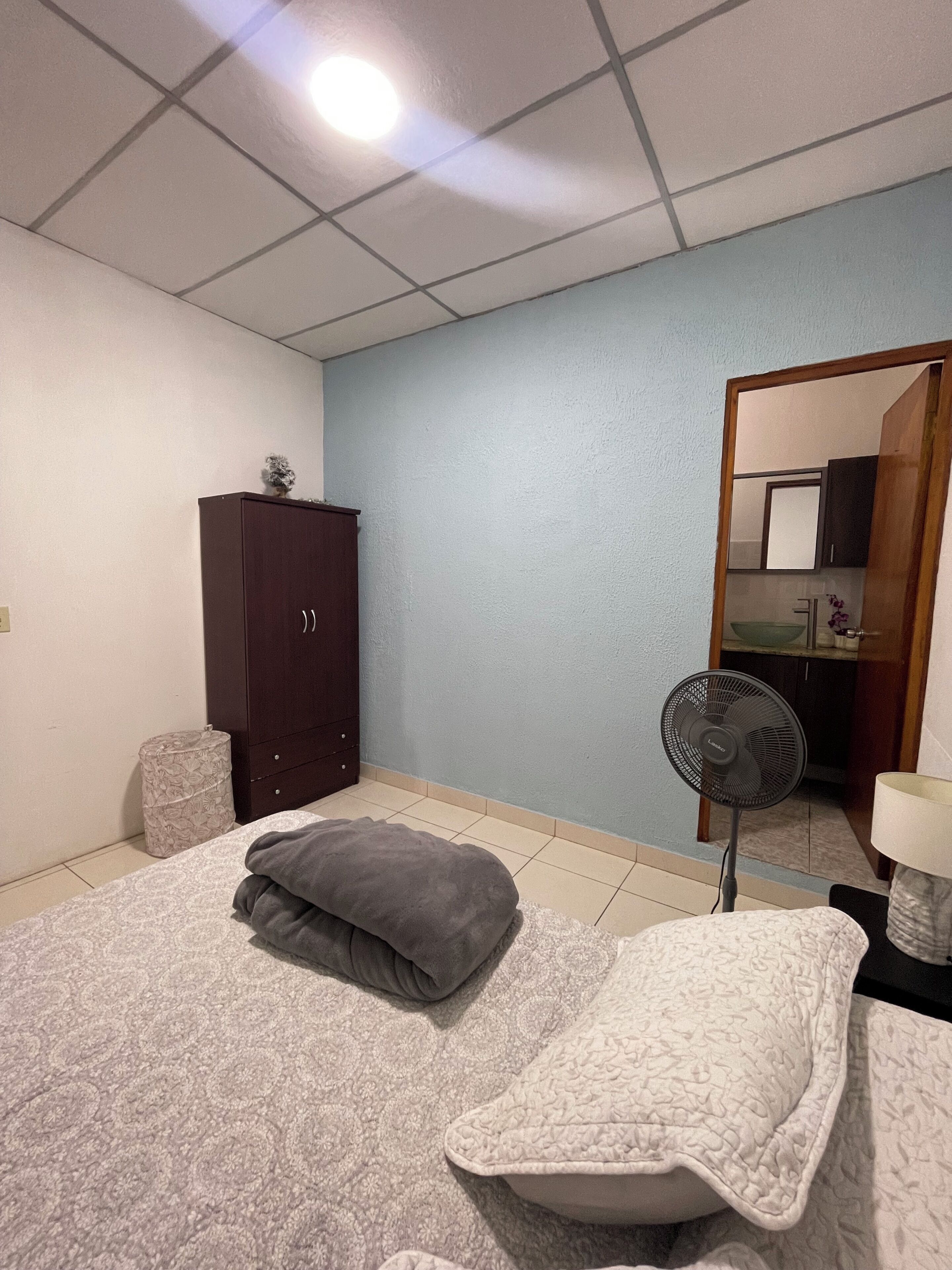 1 bedroom, WiFi, bed sheets