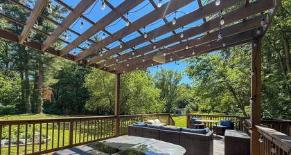 Beautiful 4-bedroom historic home on 4-acre lot in Niles, close to Hwy 12