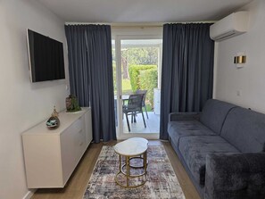 Smart TV, ping pong, stereo - L'Ecrin Lolita Cannes - Exceptional (Cannes)