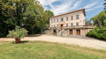 Apartment | Exterior