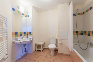 Apartment | Bathroom