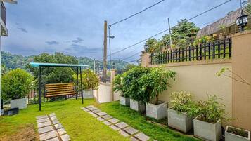 Deluxe Double Room, Balcony, Mountain View | Terrace/patio