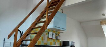 Mezzanine apartment, 50m from the beach!