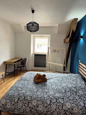 Iron/ironing board, WiFi, bed sheets - Le Loft des Minimes - Charm and high-end finishes in the heart of Épinal (Épinal)