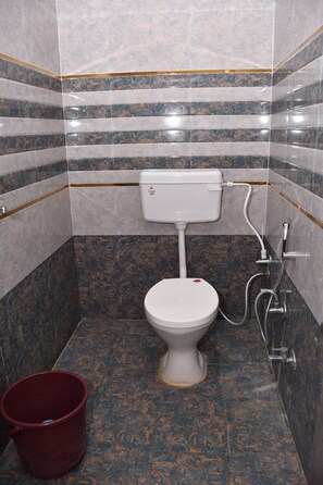 Family Room | Bathroom - Shree Ram Shabd Guest House (Ayodhya)