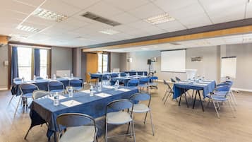 Apartment | Meeting facility