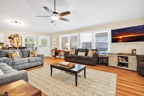 Smart TV - Beach Please - Included Low Speed Electric Vehicle, Explore Edisto with ease (Edisto Island)