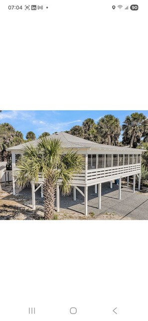 Exterior - Beach Please - Included Low Speed Electric Vehicle, Explore Edisto with ease (Edisto Island)