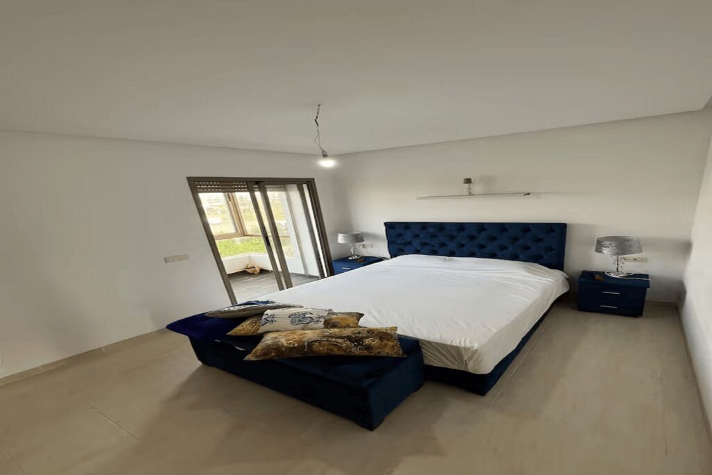 1 chambre, fer et planche à repasser, Wi-Fi, literie fournie