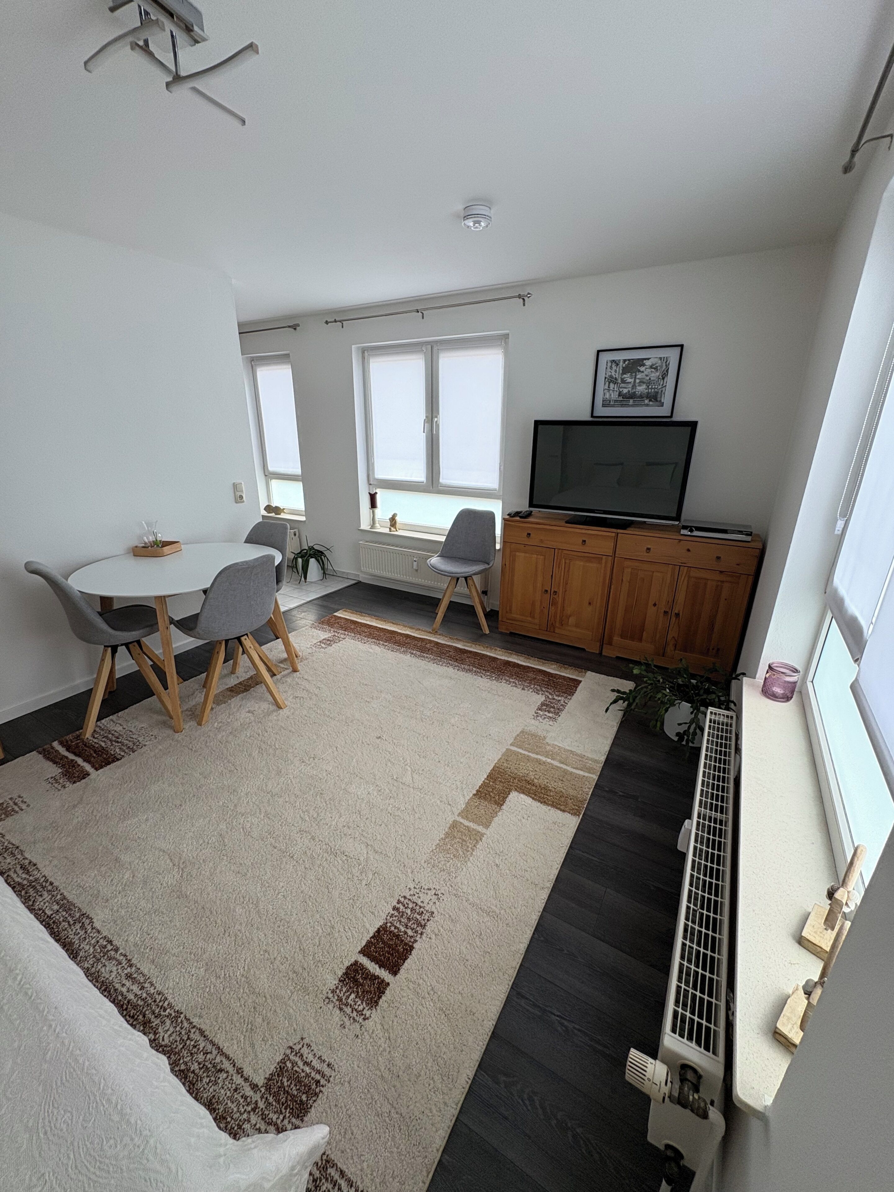 Speisen. Gemütliche helle 1 Zimmer Ferienwohnung in Bramsche max. 3 Personen
