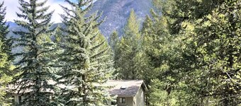 Home away from Home in the Heart of Nature