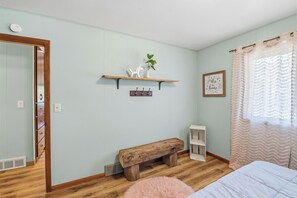 3 chambres, accès à Internet, literie fournie