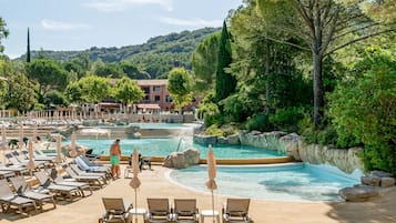 Apartment | Pool | Outdoor pool