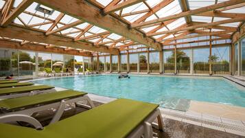 Apartment | Pool | Indoor pool, outdoor pool