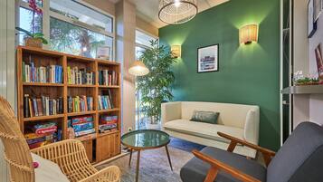 Apartment | Living room