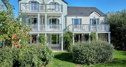 Courseulles Coastal Apartment for 4