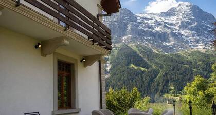 Villa Flora 1909 â with Wellness Area and Prime Location in Grindelwald