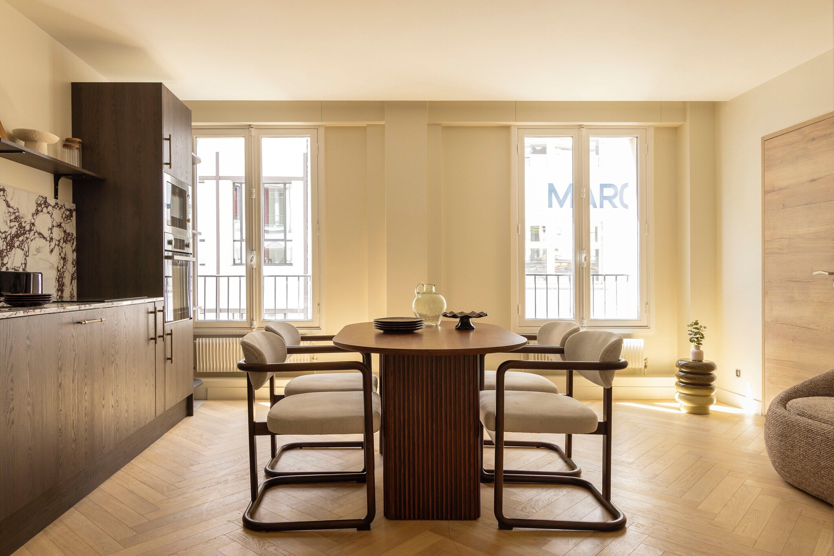 Apartment | Dining