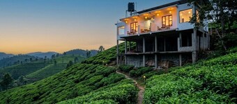 CEYLON TEA RESORT - Ella