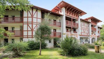 Apartment | Exterior