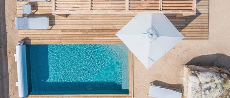 Apartment | Pool | Outdoor pool, a heated pool