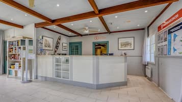 Apartment | Reception