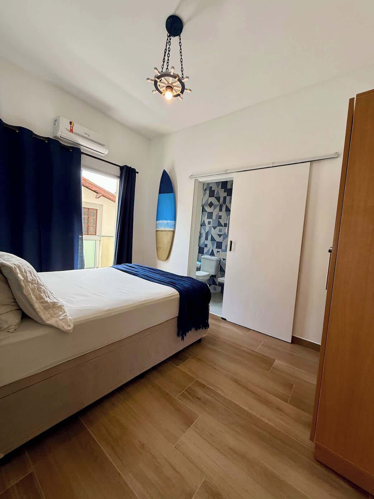 Iron/ironing board, WiFi