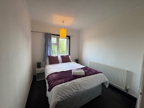 3 chambres, fer et planche Ă repasser, accĂšs au Wi-Fi (inclus)