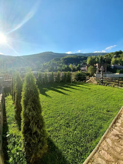 Villa Beti - Lake Views, Mountain Air & Family Comfort