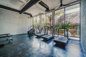 Fitness facility - Oceanfront Getaways Start Here | Pool, Jacuzzi & Gym (Tulum)