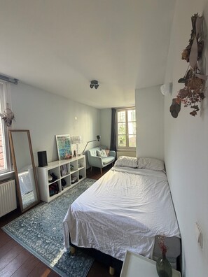 Room - Vrbo Property (Amsterdam)